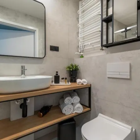 Cityroom Relax Plac Wolnosci 6 In The Center Of Old Town *