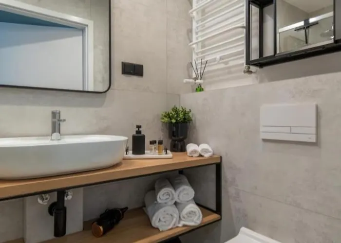 Cityroom Relax Plac Wolnosci 6 In The Center Of Old Town *