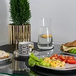 Apartament Cityroom Relax Plac Wolności 6 In The Center Of Old Town