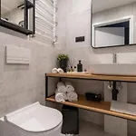 Cityroom Relax Plac Wolności 6 In The Center Of Old Town Apartament