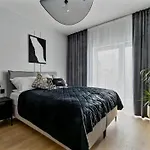 Cityroom Relax Plac Wolności 6 In The Center Of Old Town Apartament